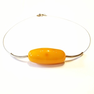 Borostyán nyakék fonott ezüst sodronyon - ékszer - nyaklánc - medálos nyaklánc - Meska.hu