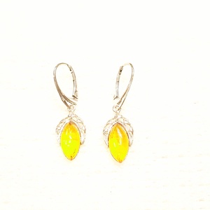 Borostyán ezüst fülbevaló akasztós. - ékszer - fülbevaló - lógó csepp fülbevaló - Meska.hu