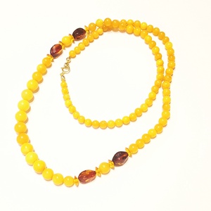 Borostyán nyakék gyöngysor sárga opak. - ékszer - nyaklánc - bogyós nyaklánc - Meska.hu