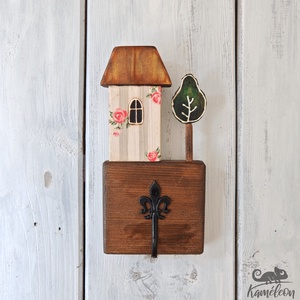 FABRIKA város - hársfa, Otthon & Életmód, Tárolás & Rendszerezés, Fali tároló, Decoupage, transzfer és szalvétatechnika, Famegmunkálás, MESKA