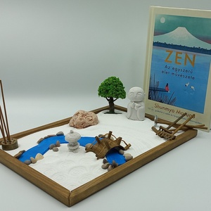 Japán kert (közepes)- patakkal, híddal, fával, füstölővel, kőlámpással és kis szerzetessel - otthon & életmód - dekoráció - dísztárgy - Meska.hu