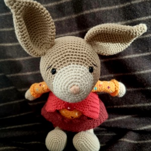 Horgolt csáléfülü nyúl, Játék & Sport, Plüssállat & Játékfigura, Nyuszi, Horgolás, Varrás, MESKA