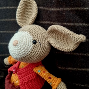 Horgolt csáléfülü nyúl - játék & sport - plüssállat & játékfigura - nyuszi - Meska.hu