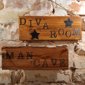 Man Cave / Diva Room / Férfi Barlang / Díva szoba fa fali tábla szett - otthon & életmód - dekoráció - fali és függő dekoráció - függődísz - Meska.hu