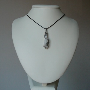 Hegyikristály csúcs medál - ékszer - nyaklánc - medálos nyaklánc - Meska.hu