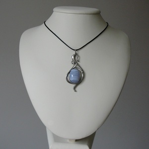 Kalcedon medál - ékszer - nyaklánc - medálos nyaklánc - Meska.hu