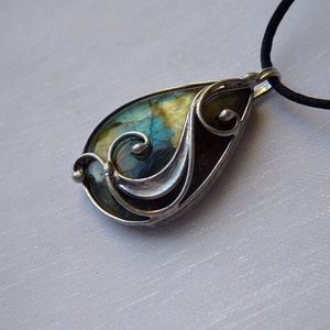 Labradorit medál, Ékszer, Nyaklánc, Medál, Ékszerkészítés, Fémmegmunkálás, MESKA