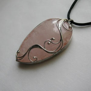 Rózsakvarc csepp medál, Ékszer, Nyaklánc, Medálos nyaklánc, Ékszerkészítés, Fémmegmunkálás, MESKA