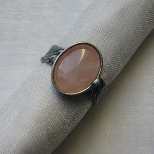 Rózsakvarc gyűrű - ékszer - gyűrű - szoliter gyűrű - Meska.hu