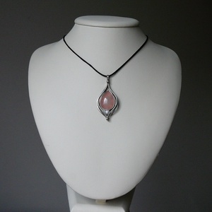 Rózsakvarc medál - ékszer - nyaklánc - medálos nyaklánc - Meska.hu