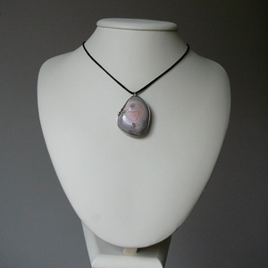 Rózsaszín achát medál - ékszer - nyaklánc - medálos nyaklánc - Meska.hu