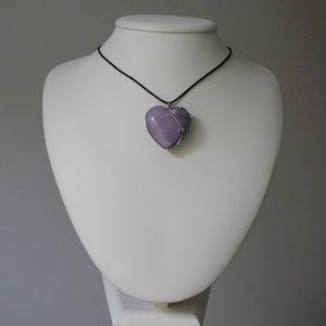 Lepidolit szív medál - ékszer - nyaklánc - medálos nyaklánc - Meska.hu