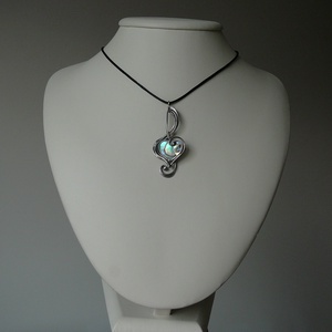 Pávakagyló violinkulcs medál - ékszer - nyaklánc - medálos nyaklánc - Meska.hu