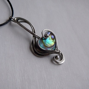 Pávakagyló violinkulcs medál, Ékszer, Nyaklánc, Medálos nyaklánc, Ékszerkészítés, Fémmegmunkálás, MESKA