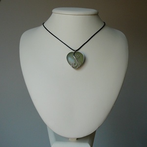 Jáde szív medál - ékszer - nyaklánc - medálos nyaklánc - Meska.hu
