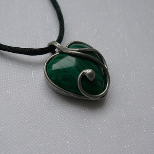 Malachit medál - ékszer - nyaklánc - medálos nyaklánc - Meska.hu