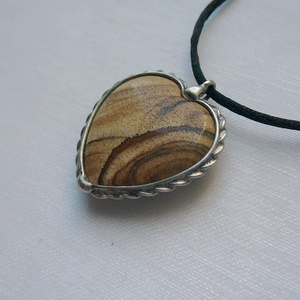 Képjáspis  mini szív medál, Ékszer, Nyaklánc, Medálos nyaklánc, Ékszerkészítés, Fémmegmunkálás, MESKA