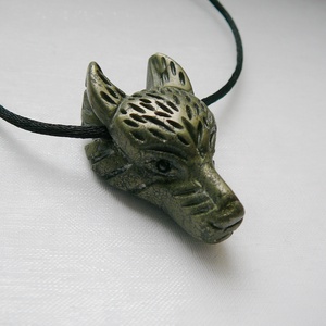 Pirit farkas medálos nyaklánc, Ékszer, Nyaklánc, Medálos nyaklánc, Ékszerkészítés, MESKA