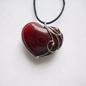 Vörös jáspis szív medál - ékszer - nyaklánc - medálos nyaklánc - Meska.hu