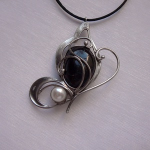 Fekete turmalin szív medál - ékszer - nyaklánc - medálos nyaklánc - Meska.hu