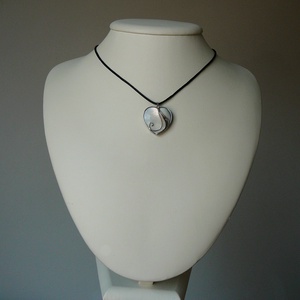 Gyöngyház mini szív  medál - ékszer - nyaklánc - medálos nyaklánc - Meska.hu