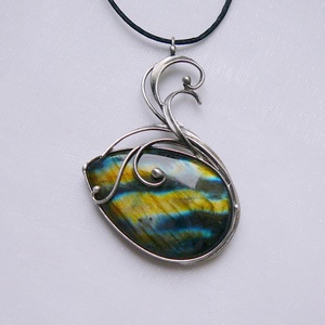 Labradorit medál - ékszer - nyaklánc - medál - Meska.hu