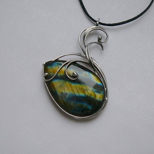 Labradorit medál - ékszer - nyaklánc - medál - Meska.hu