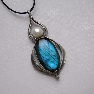 Labradorit medál - ékszer - nyaklánc - medál - Meska.hu