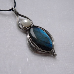 Labradorit medál - ékszer - nyaklánc - medál - Meska.hu