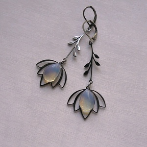 Opalit fülbevaló - ékszer - fülbevaló - lógó fülbevaló - Meska.hu