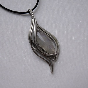 Holdkő medál - ékszer - nyaklánc - medálos nyaklánc - Meska.hu