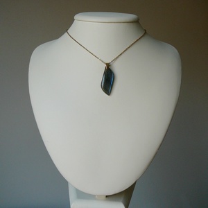 Labradorit medálos nyaklánc - ékszer - nyaklánc - medál - Meska.hu