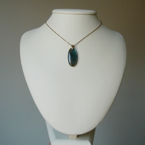 Labradorit medálos nyaklánc - ékszer - nyaklánc - medál - Meska.hu
