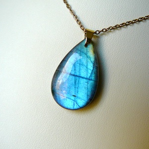 Labradorit medálos nyaklánc, Ékszer, Nyaklánc, Medálos nyaklánc, Ékszerkészítés, MESKA