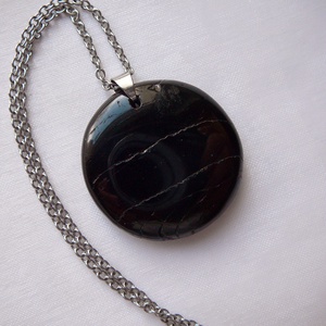 Fekete turmalin medálos nyaklánc - ékszer - nyaklánc - medálos nyaklánc - Meska.hu