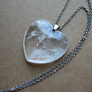 Hegyikristály szív medálos nyaklánc - ékszer - nyaklánc - medálos nyaklánc - Meska.hu