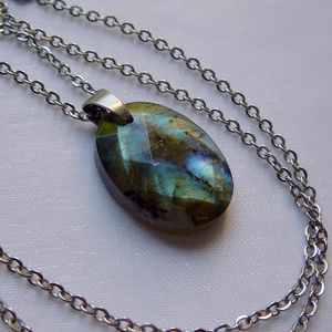 Labradorit medálos nyaklánc - ékszer - nyaklánc - medálos nyaklánc - Meska.hu