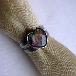 Labradorit gyűrű, Ékszer, Gyűrű, Szoliter gyűrű, Ékszerkészítés, Fémmegmunkálás, MESKA
