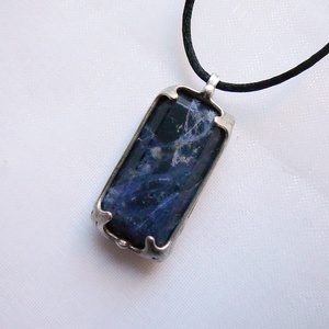 Szodalit medál - ékszer - nyaklánc - medál - Meska.hu