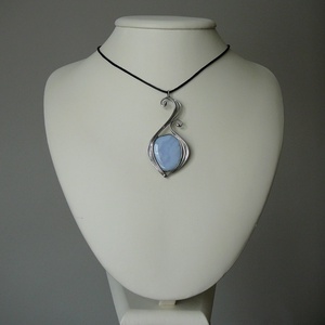 Kalcedon medál - ékszer - nyaklánc - medálos nyaklánc - Meska.hu