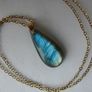 Labradorit medálos nyaklánc - ékszer - nyaklánc - medál - Meska.hu