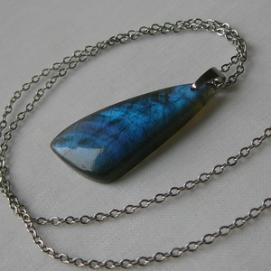 Labradorit medálos nyaklánc - ékszer - nyaklánc - medál - Meska.hu