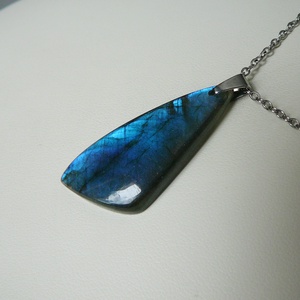 Labradorit medálos nyaklánc - ékszer - nyaklánc - medál - Meska.hu