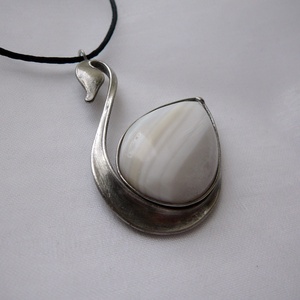 Achát hattyú medál, Ékszer, Nyaklánc, Medálos nyaklánc, Ékszerkészítés, Fémmegmunkálás, MESKA