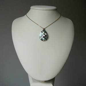 Pávakagyló medálos nyaklánc - ékszer - nyaklánc - medálos nyaklánc - Meska.hu