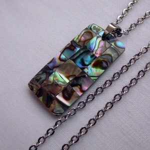 Pávakagyló medálos nyaklánc - ékszer - nyaklánc - medálos nyaklánc - Meska.hu