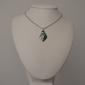 Pávakagyló medálos nyaklánc - ékszer - nyaklánc - medálos nyaklánc - Meska.hu