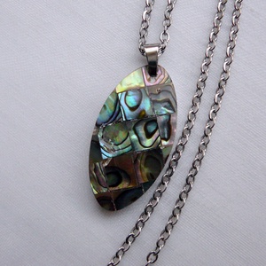 Pávakagyló medálos nyaklánc - ékszer - nyaklánc - medálos nyaklánc - Meska.hu