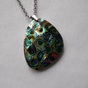 Pávakagyló medálos nyaklánc - ékszer - nyaklánc - medálos nyaklánc - Meska.hu