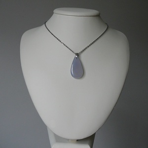 Kalcedon csepp medálos nyaklánc - ékszer - nyaklánc - medálos nyaklánc - Meska.hu